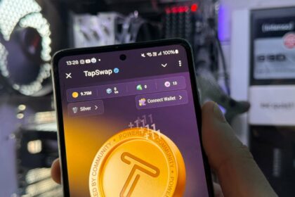 TapSwap: A tap-to-earn game integrated within Telegram